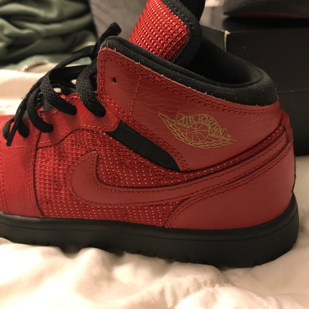 Jordan 1 Retro '97 in Gym Red/Black
